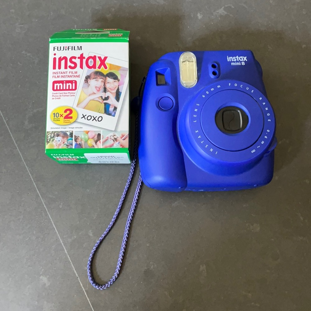 Instax Mini 8 Polaroid